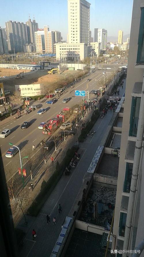 城市爆料视频,揭秘街头巷尾的热点事件