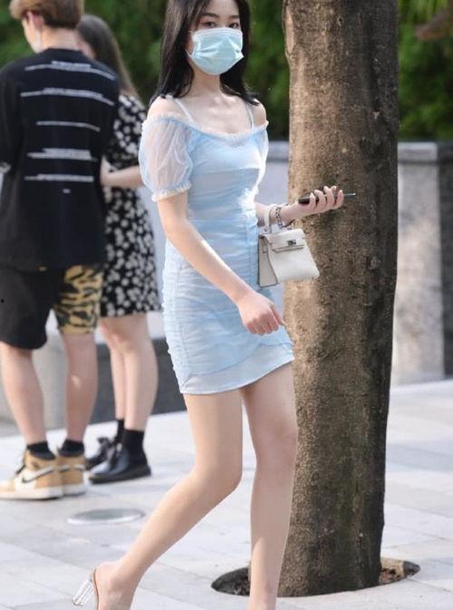 最新爆料裙子视频,最新裙子视频曝光，潮流趋势一网打尽！