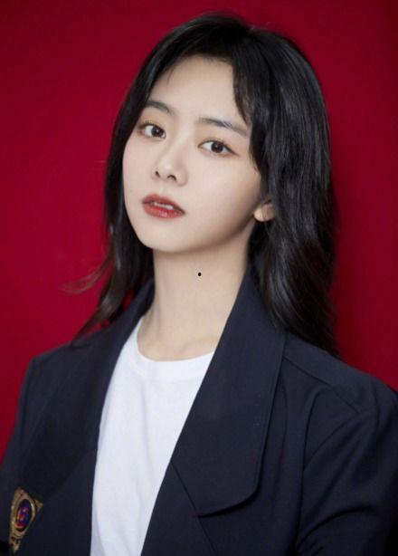 娱乐圈爆料谭松韵是谁啊,谭松韵是谁？揭秘她的星途历程