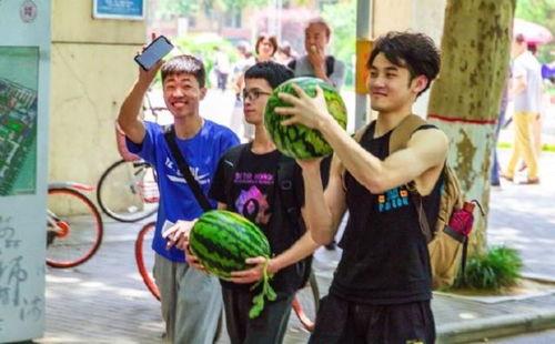 吃瓜小组阿妹在线观看免费,揭秘免费在线观看的幕后故事