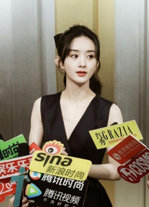 主持人爆料肖战杨紫视频,幕后故事引热议