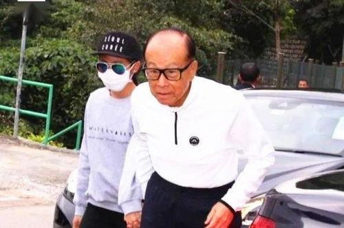 李嘉诚的爆料新闻