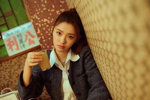 林允爸爸爆料街道视频,街头视频揭秘明星日常